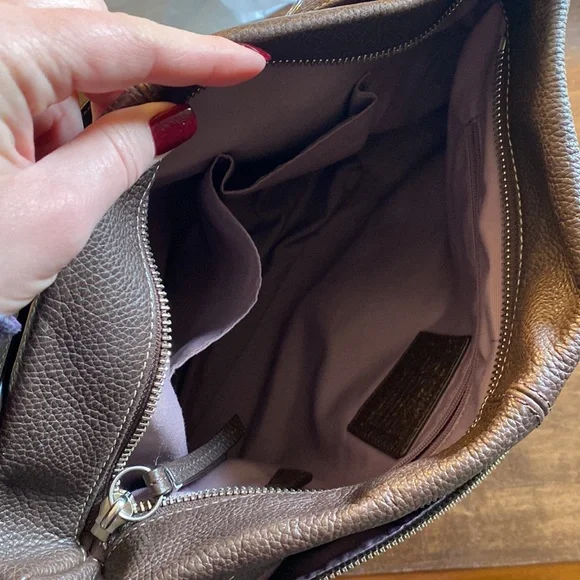 Coach Leather Bag with Adjustable Strap - Picture 9 of 13